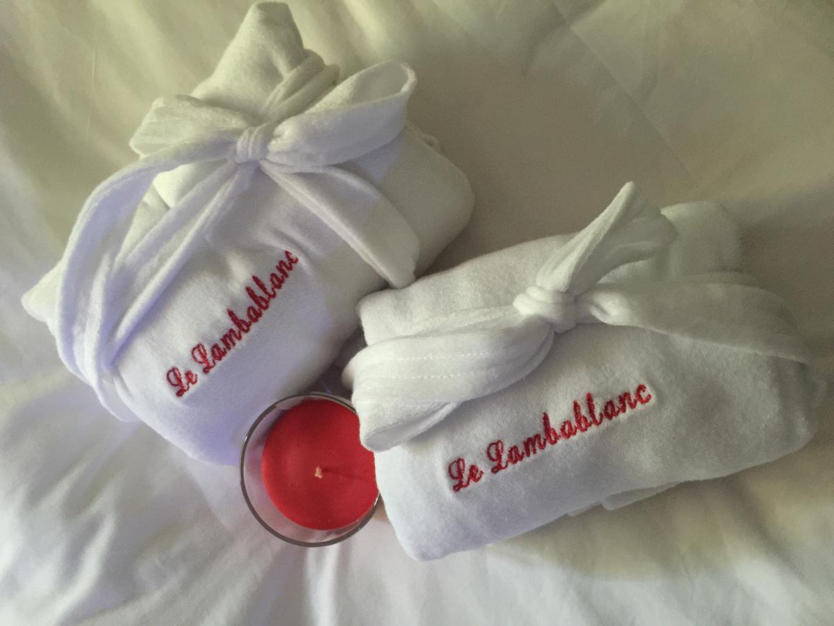 Le Lambablanc Bed & Breakfast Bras-Panon Luaran gambar