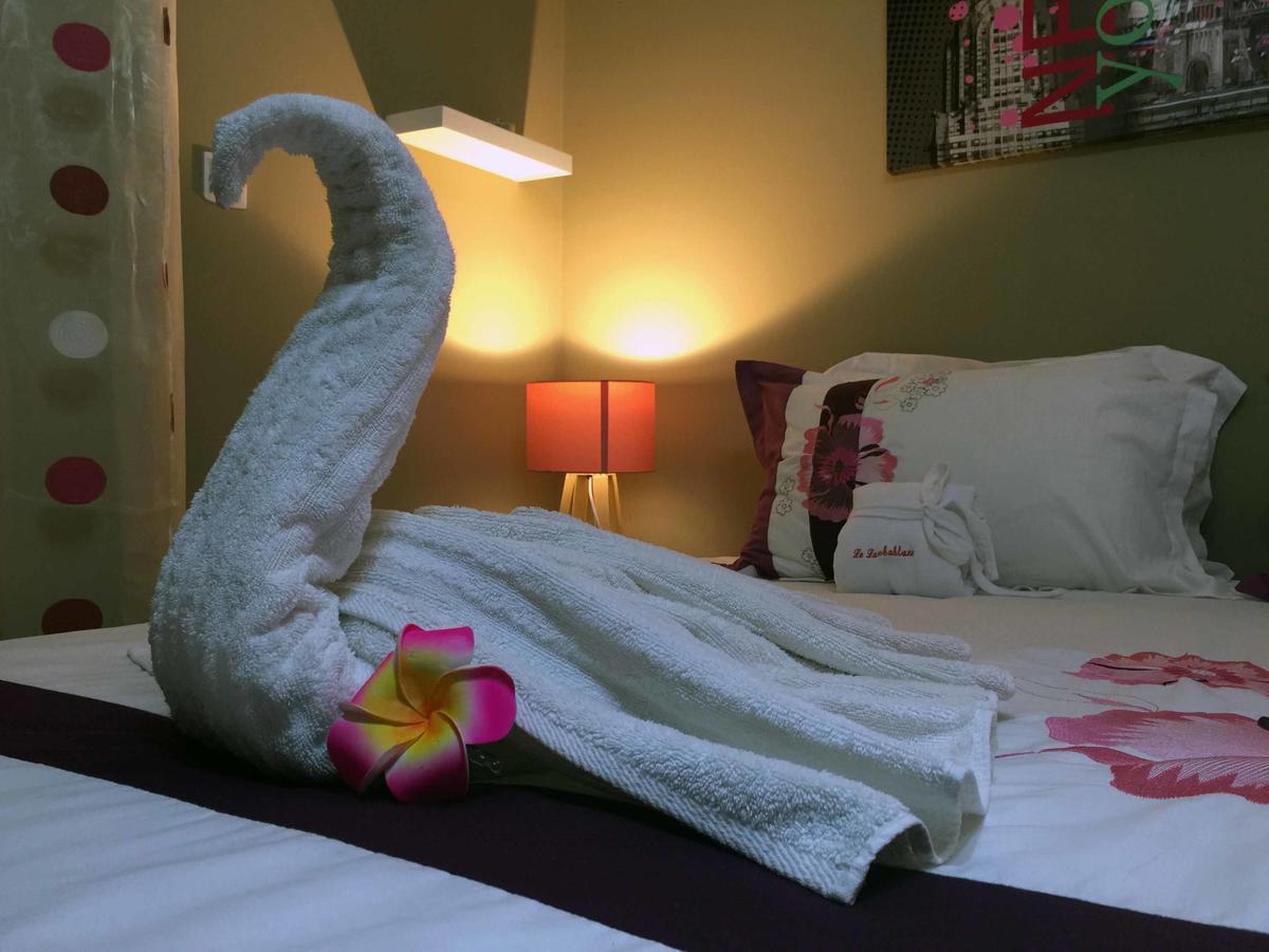 Le Lambablanc Bed & Breakfast Bras-Panon Luaran gambar